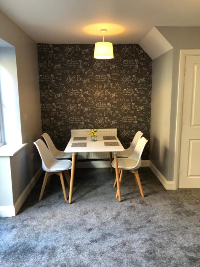 Hill House - 5 Mins Merry Hill - Perfect For Contractors & Families Brierley Hill Eksteriør bilde